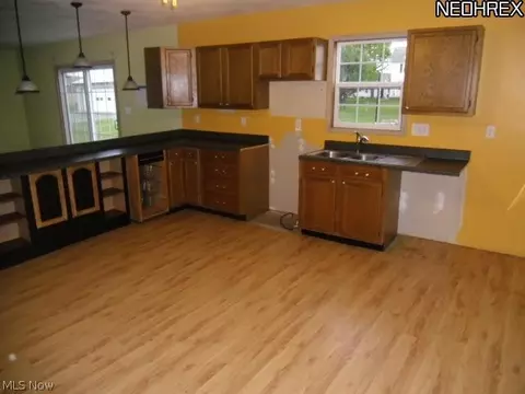 968 2nd St, Dresden, OH 43821 photo 3