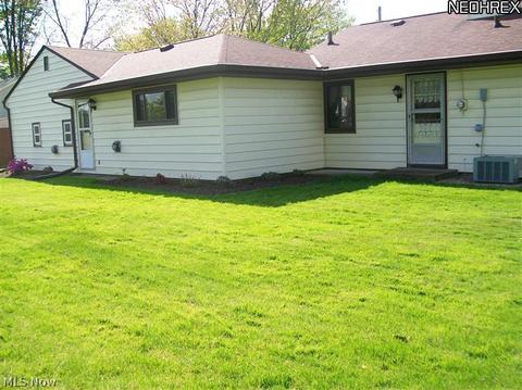 702 Lucille Dr, Elyria, OH 44035 photo 14