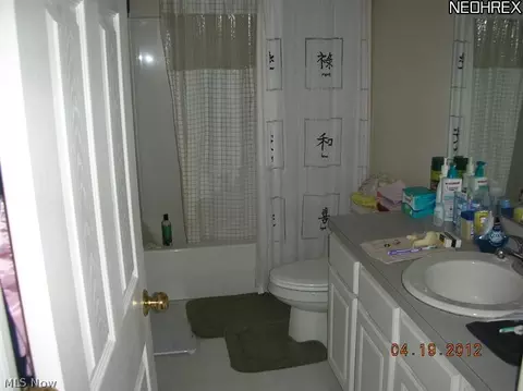 40 Ledgeview Ct, Maple Heights, OH 44137 photo 12