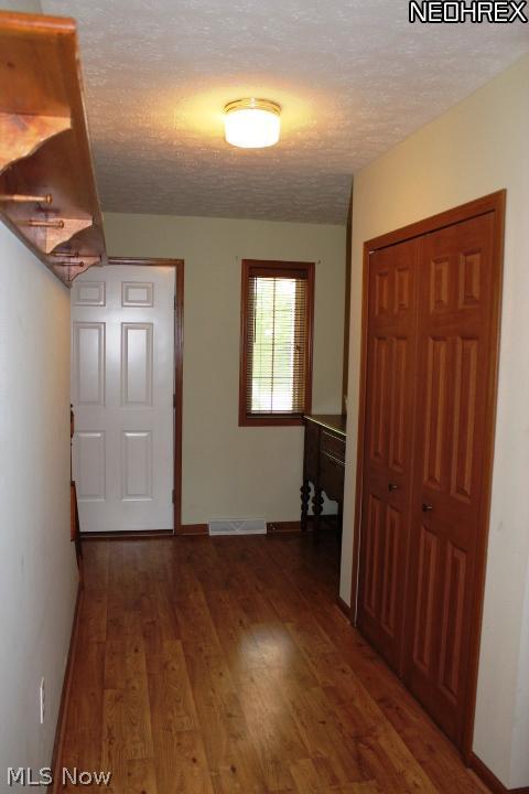 6535 Murray Ridge Rd, Elyria, OH 44035 photo 2