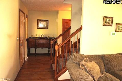 6535 Murray Ridge Rd, Elyria, OH 44035 photo 3