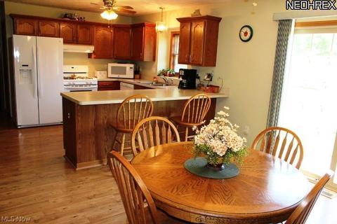 6535 Murray Ridge Rd, Elyria, OH 44035 photo 8