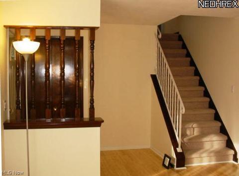 105 Naples Dr, Elyria, OH 44035 photo 6