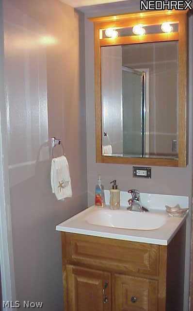 105 Naples Dr, Elyria, OH 44035 photo 19