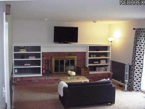 105 Naples Dr, Elyria, OH 44035 photo 12