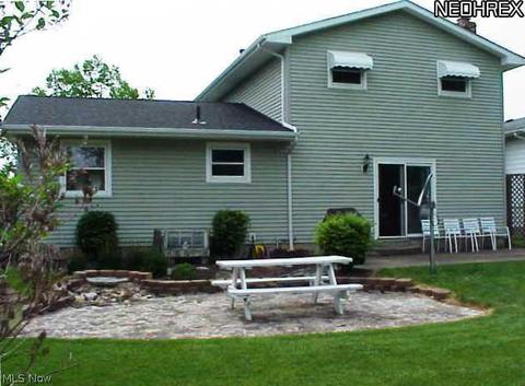 105 Naples Dr, Elyria, OH 44035 photo 23