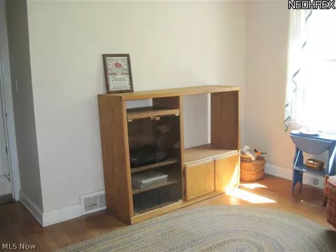 8688 Oberlin Rd, Elyria, OH 44035 photo 12