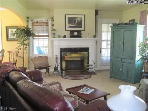 8688 Oberlin Rd, Elyria, OH 44035 photo 6