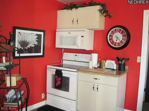 8688 Oberlin Rd, Elyria, OH 44035 photo 8