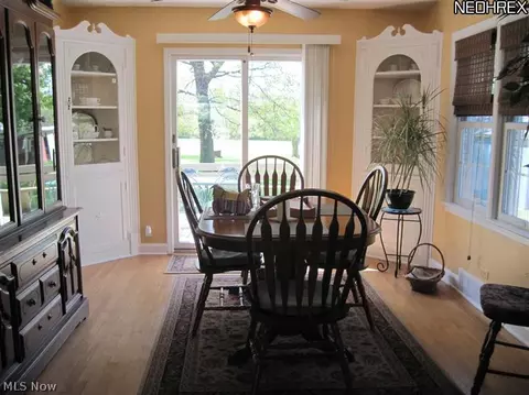 8688 Oberlin Rd, Elyria, OH 44035 photo 5