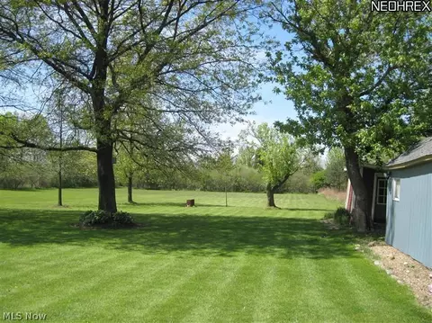 8688 Oberlin Rd, Elyria, OH 44035 photo 3