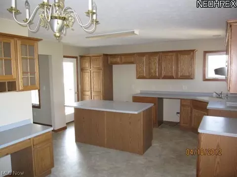 319 Skyline Dr, Elyria, OH 44035 photo 9