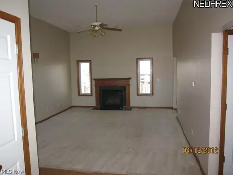 319 Skyline Dr, Elyria, OH 44035 photo 3