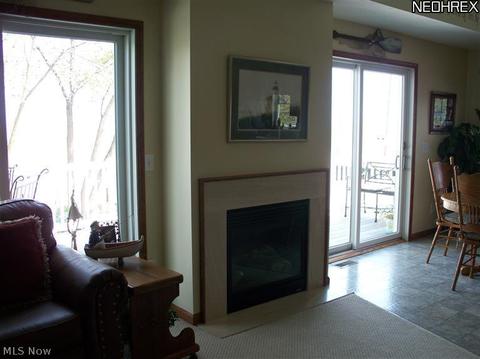 19 Dayton Ave, Huron, OH 44839 photo 14
