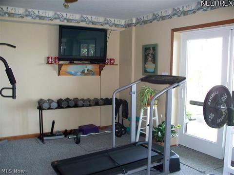 19 Dayton Ave, Huron, OH 44839 photo 9