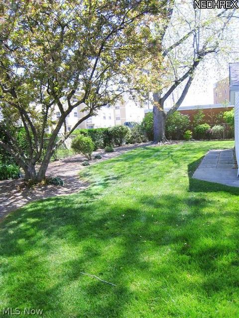 31820 Daniel Dr, Willowick, OH 44095 photo 8