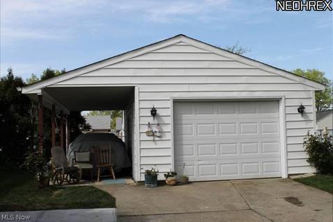 401 Beebe Ave, Elyria, OH 44035 photo 2
