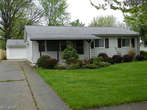 700 Harvard Ave, Elyria, OH 44035 photo 2