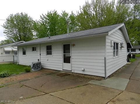 700 Harvard Ave, Elyria, OH 44035 photo 4