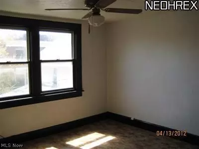 2315 3rd St NW, Canton, OH 44708 photo 3