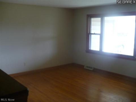 6698 Appleridge Dr, Boardman, OH 44512 photo 3