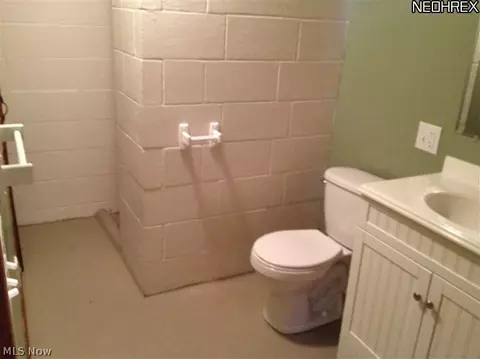 148 Karns Dr, Dover, OH 44622 photo 16