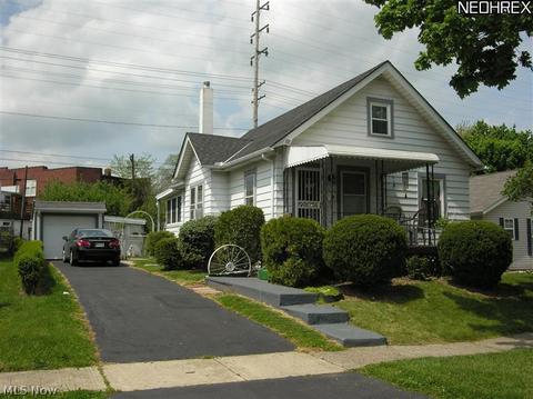 418 Adams St, Elyria, OH 44035 photo 19