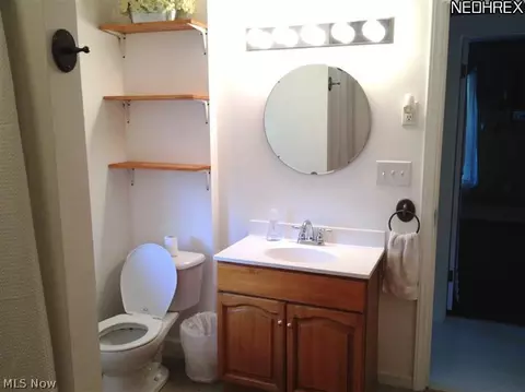 319 W 12th St, Dover, OH 44622 photo 11