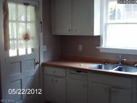 5855 Washington Ave, Ashtabula, OH 44004 photo 7