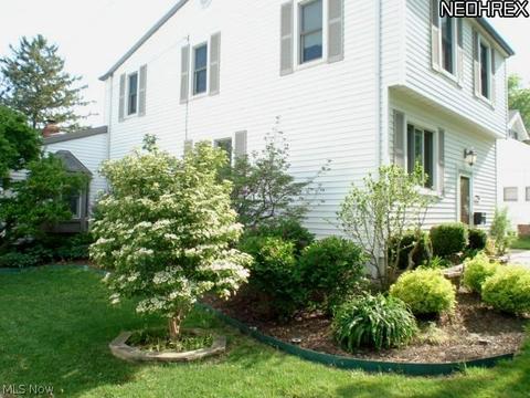 22967 Ivan Ave, Euclid, OH 44123 photo 24
