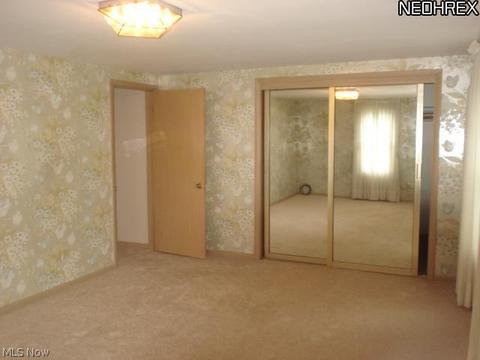 22967 Ivan Ave, Euclid, OH 44123 photo 15