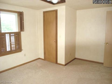 22967 Ivan Ave, Euclid, OH 44123 photo 16