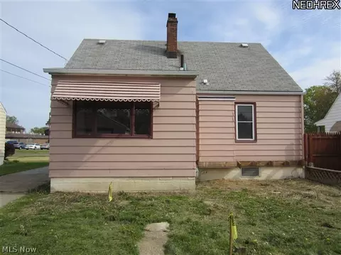 2334 E 34th St, Lorain, OH 44055 photo 10
