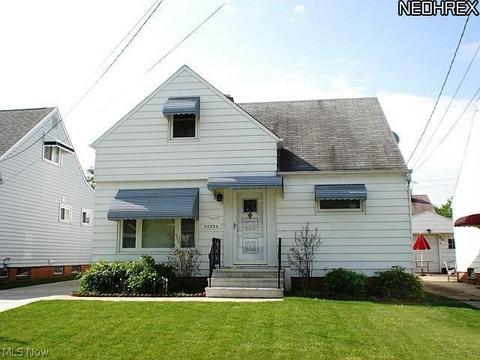 30334 Powell Rd, Willowick, OH 44095 photo 1