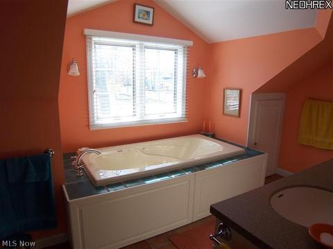 4105 Edgewater Dr, Saybrook, OH 44004 photo 13
