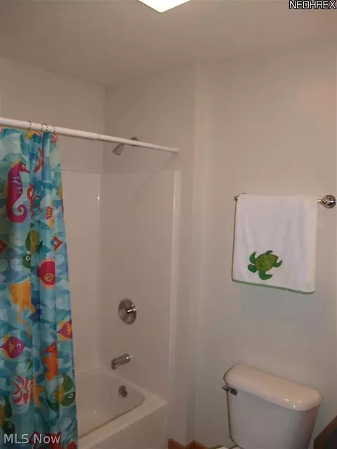 920 Glenview Dr, Huron, OH 44839 photo 10