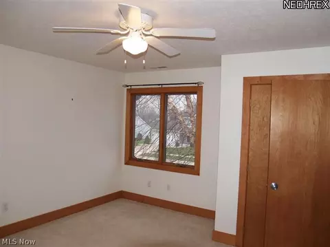920 Glenview Dr, Huron, OH 44839 photo 8