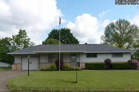 507 Geneva Ave, Struthers, OH 44471 photo 2