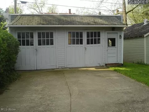249 Cambridge Ave, Elyria, OH 44035 photo 7