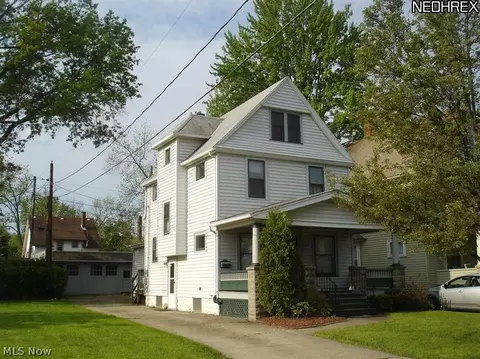 249 Cambridge Ave, Elyria, OH 44035 photo 1