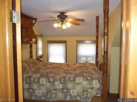 105 Heacock Rd, Sebring, OH 44672 photo 9