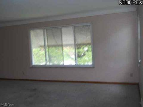 6151 Ridge, Parma, OH 44129 photo 4