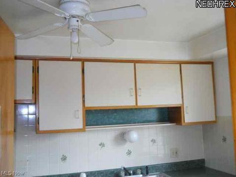 6151 Ridge, Parma, OH 44129 photo 5