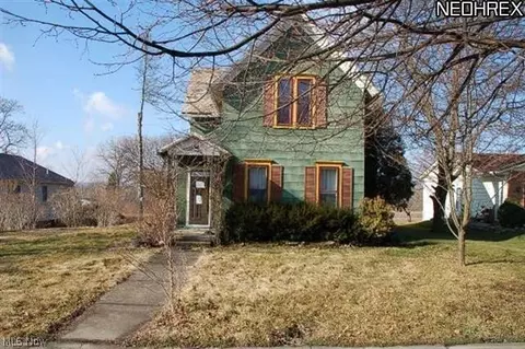 329 Elyria St, Lodi, OH 44254 photo 1