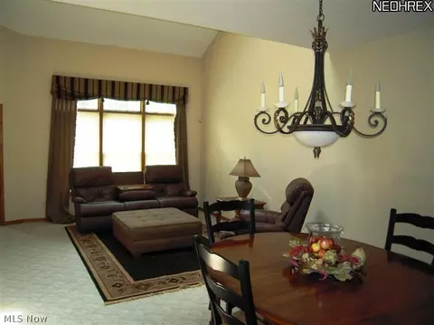 4522 NW Amberidge Ave, Canton, OH 44708 photo 7
