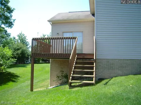 4522 NW Amberidge Ave, Canton, OH 44708 photo 2