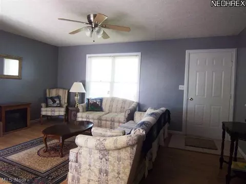 457 Stallion Ct, Lagrange, OH 44050 photo 6
