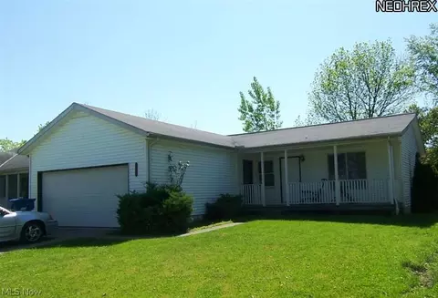 457 Stallion Ct, Lagrange, OH 44050 photo 2