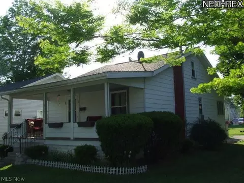 217 Mccarty Ave, Dennison, OH 44621 photo 2