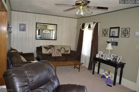 217 Mccarty Ave, Dennison, OH 44621 photo 5